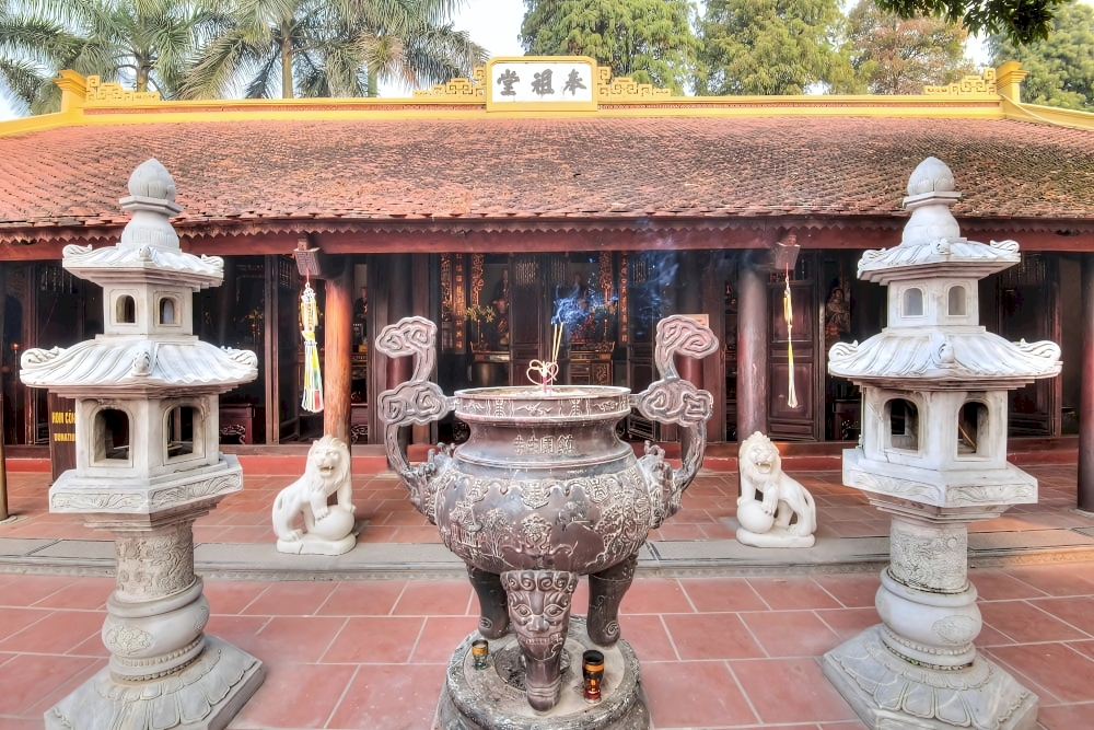 This spiritual space symbolizes the bridge between devotion and enlightenment